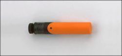 IA0032: Induktiver Sensor; Ø 20 / L = 92 mm; Schaltabstand 1