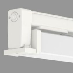 JENA LED DB m1500, PMMA glasklar, mit Streuscheibe Transopal®, 940/4000K, Querlamellenraster, schrägstrahlend, SELV