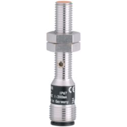 Inductieve sensor; M8 x 1 / L = 50 mm; Schakelafstand 1 mm bondig inbouw