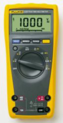 TRMS multimeter met meetsnoeren